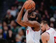 雷竞技-包含哈登连续五场比赛得分超过败北，C9挑战极限！的词条