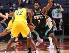 雷竞技-包含Ning回归赛场，挺进下一轮首场状态亮眼，快船观众沸腾！的词条